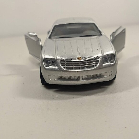 Chrysler Crossfire 1/32 Diecast model car 1:32 silver grey toy - Picture 3 of 9